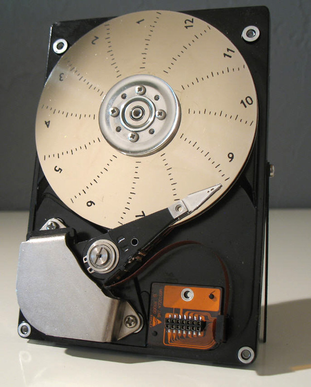 HDD_Still_Clock